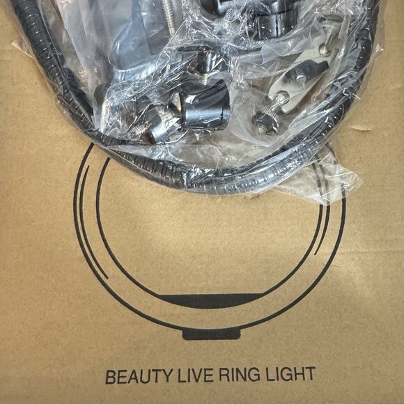 Live Streaming - Video Conferencing - Beauty LED Ring Light With Smartphone Clip - Picture 5 of 8